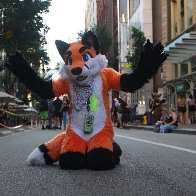 Flare Fox